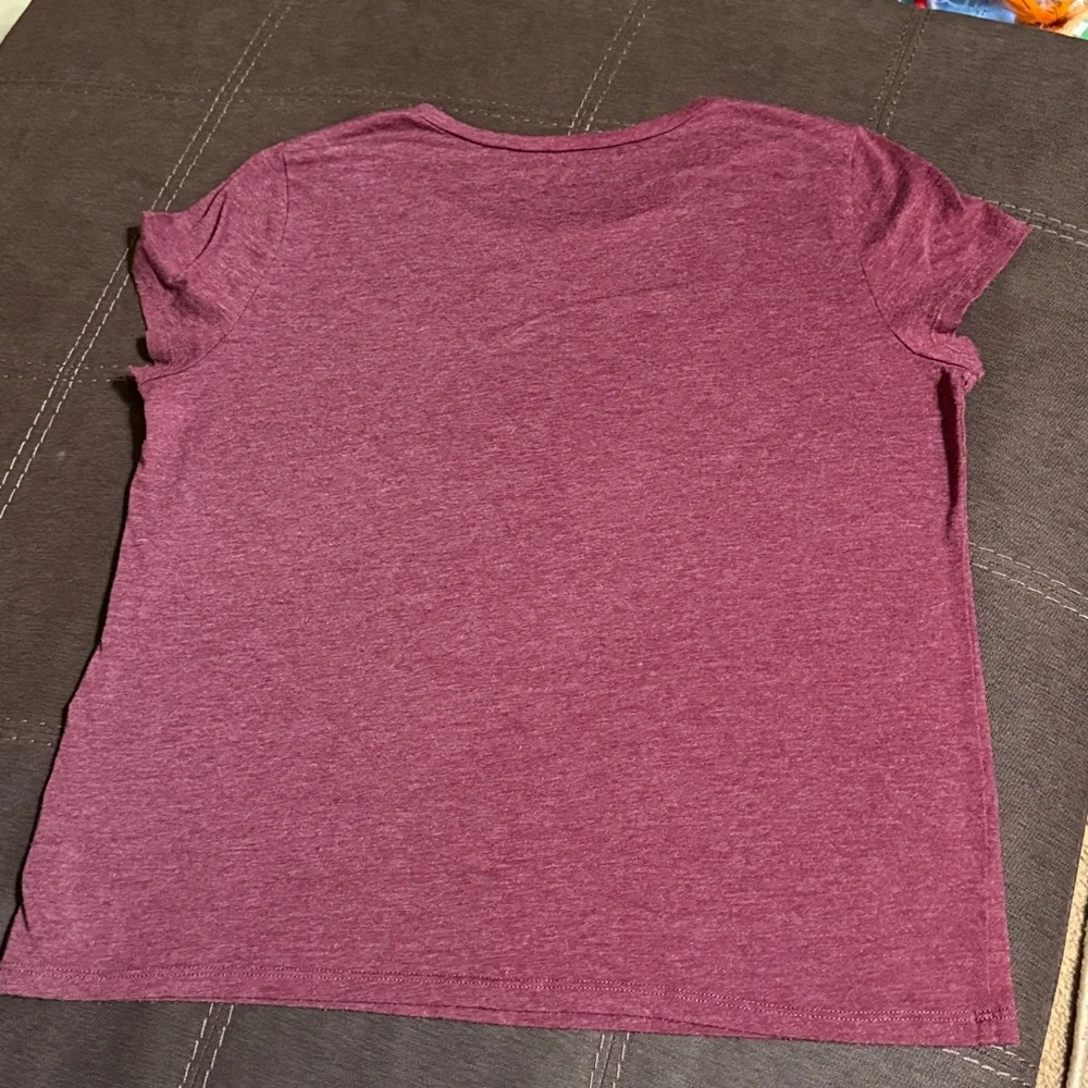 AMERICAN EAGLE OUTFITTERS T-Shirt 🦅 - Picture 4 of 10